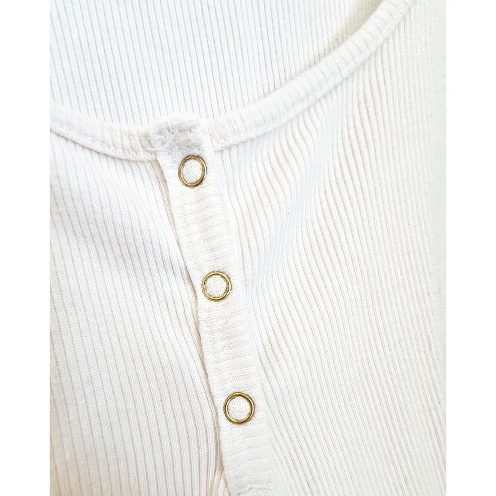 Anthropologie T.la Ivory Ribbed Henley Tank Gold Snap Buttons Size Small - Picture 4 of 6